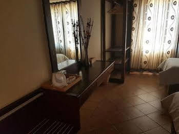Unyati Safari Lodge Hectorspruit Exterior photo